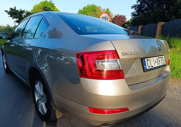 Skoda Octavia cena 35900 przebieg: 253000, rok produkcji 2016 z Lipno małe 781